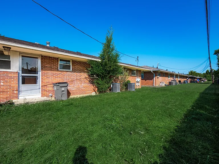 1140 Eastfield Rd #1 — Photo 15