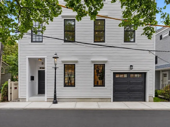 8 Lawrence St, Boston, MA 02129