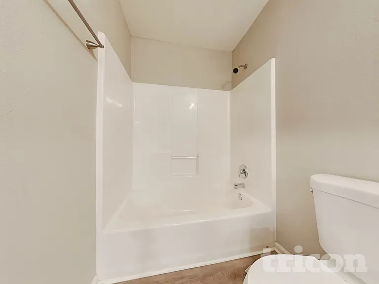 4279 Round Lake Bnd — Photo 15