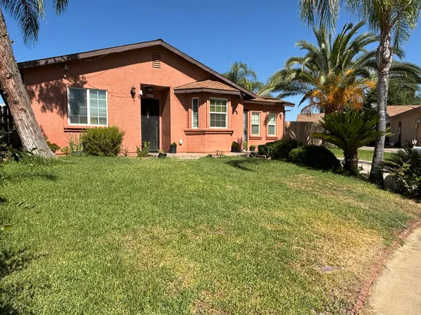 579 N Lemona Street, Woodlake, CA 93286