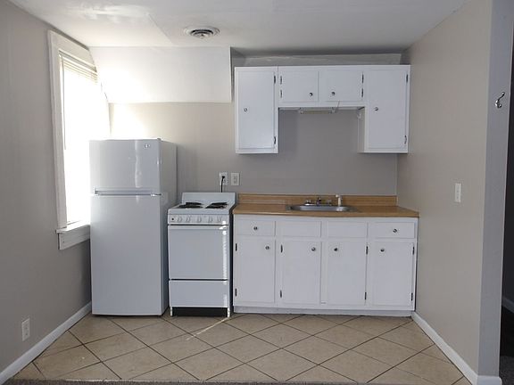 3rd image of 1388 S 2nd St APT 6