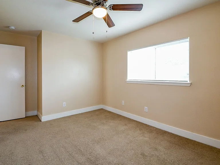 5830 Silver Oak — Photo 23