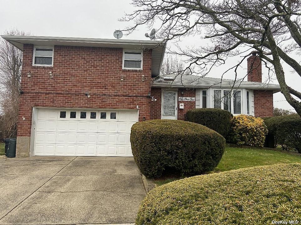 2nd image of 111 Neil Ct