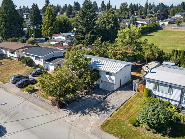 32539 Pandora Ave, Abbotsford, BC V2T 3S7