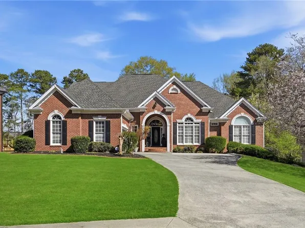 1944 Ewing Estates Dr, Dacula, GA 30019