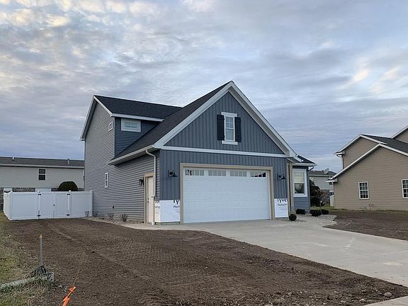 2nd image of 304 Mustang Ln