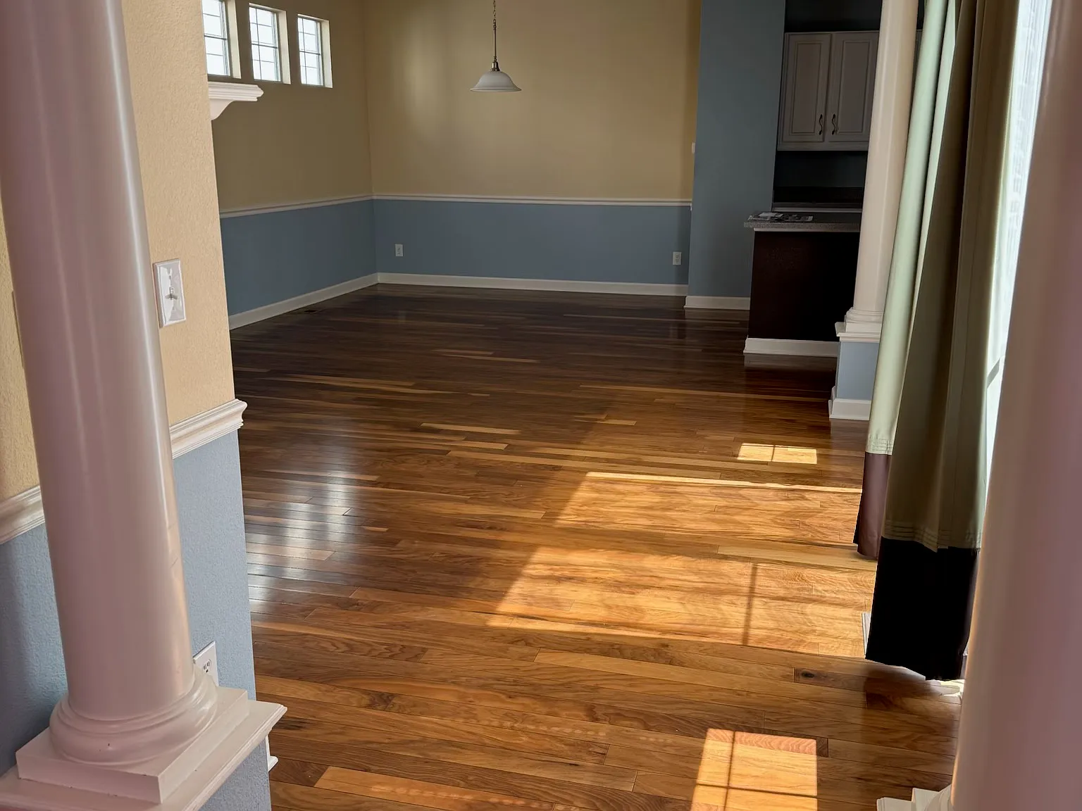 4 bed, 2730 sqft, $3,600 — Photo 2
