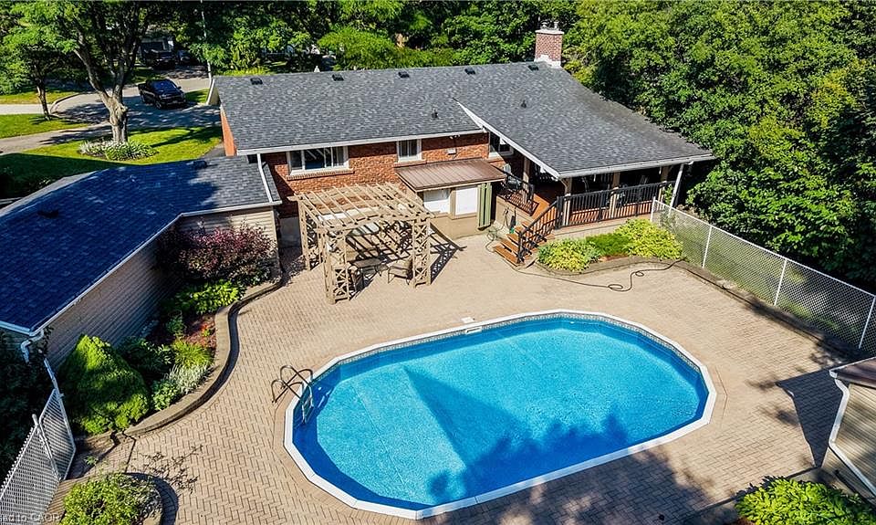 1st image of 291 Villa Pl