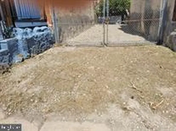 3937 Pennsgrove St, Philadelphia, PA 19104