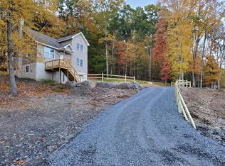 2273 Milford Rd, Bushkill, PA 18324
