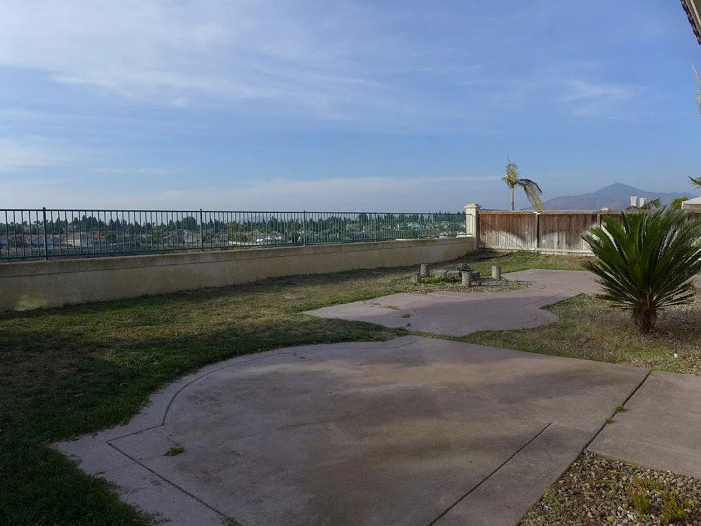 1105 Camino Biscay — Photo 2