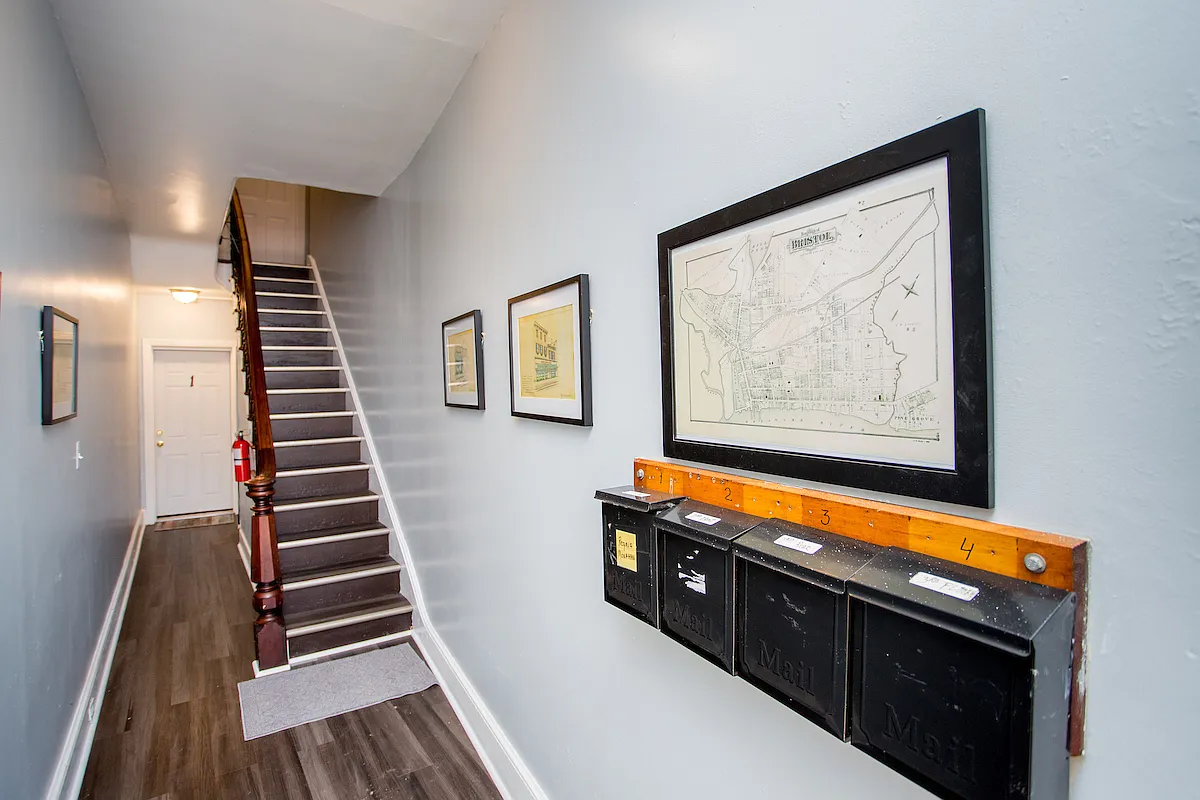 321 Mill St — Photo 3