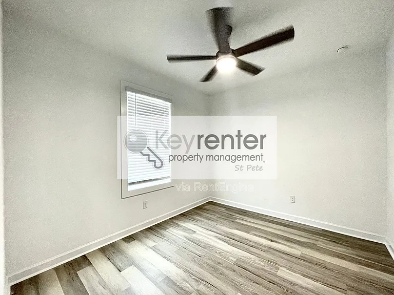 2703 N 24th St #1 — Photo 10