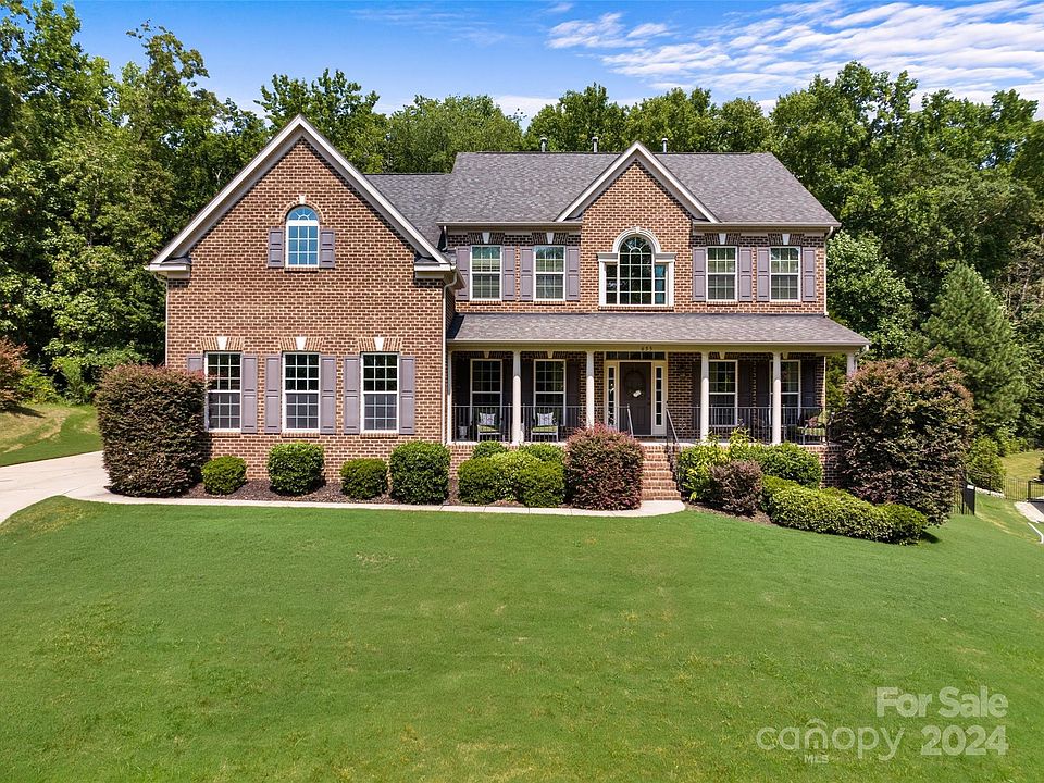 1st image of 635 Sugarberry Ct