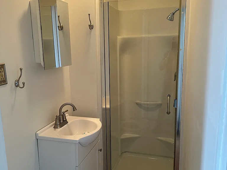 65 Genesee St #2 — Photo 3