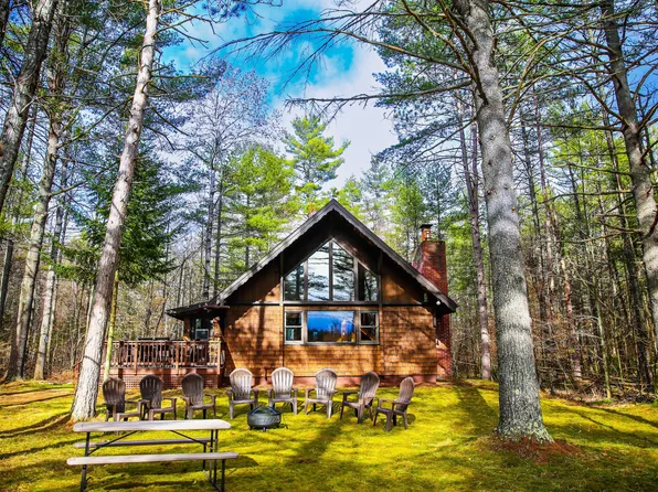 205 River Rd, Jay, NY 12941