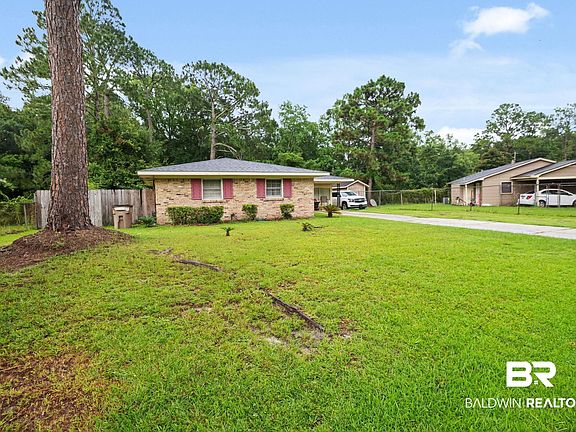 3rd image of 3965 W Castlewood Dr