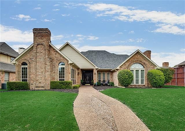1st image of 3816 Manchester Cir