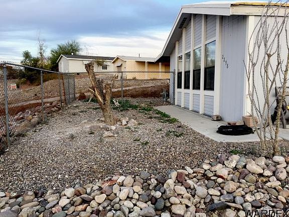3rd image of 2298 Pima Ln