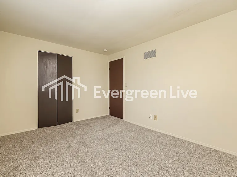 7560 Mount Whitney St — Photo 13