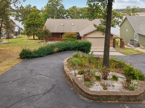 24961 S 638th Rd, Grove, OK 74344