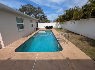 3275 Marigold Dr, Clearwater, FL 33761