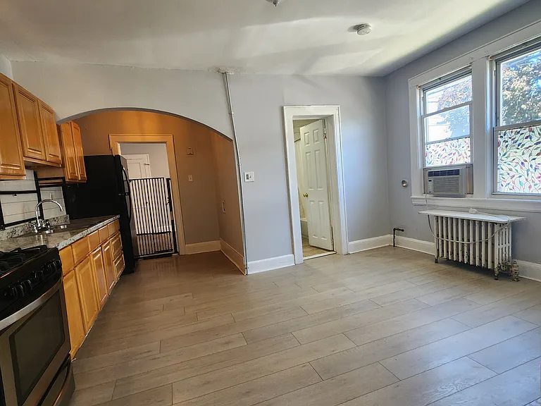 261 Centre Ave #1 — Photo 3