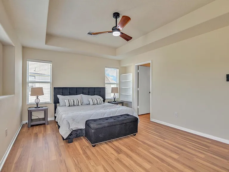 1722 Sun Point Ct — Photo 22