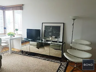 Rented by Bond New York