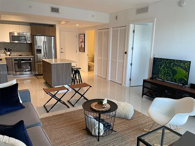 5300 Paseo Blvd #1007 — Photo 3