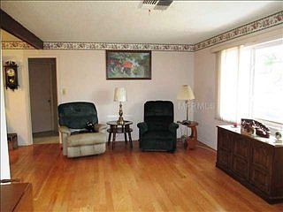2nd image of 1761 San Mateo Dr