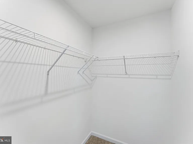 501 Fontana Cir — Photo 19