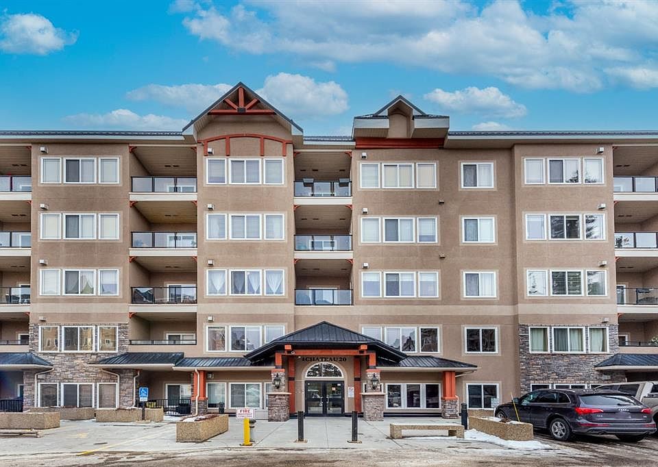 1st image of 20 W Discovery Ridge Close SW #341