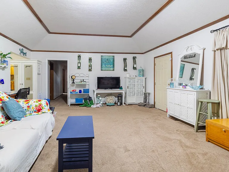 6100 Edendale Dr — Photo 15