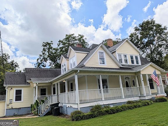 3rd image of 231 Bowers St