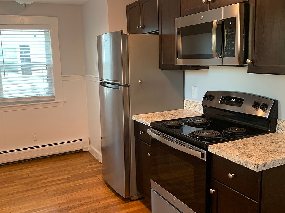 1st image of 270 N Central Ave #4