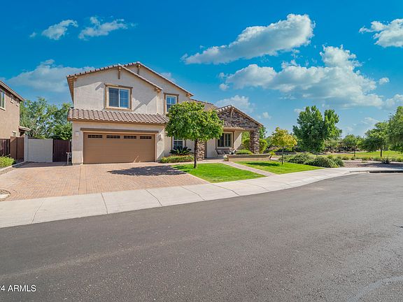 2nd image of 1003 E TEKOA Avenue