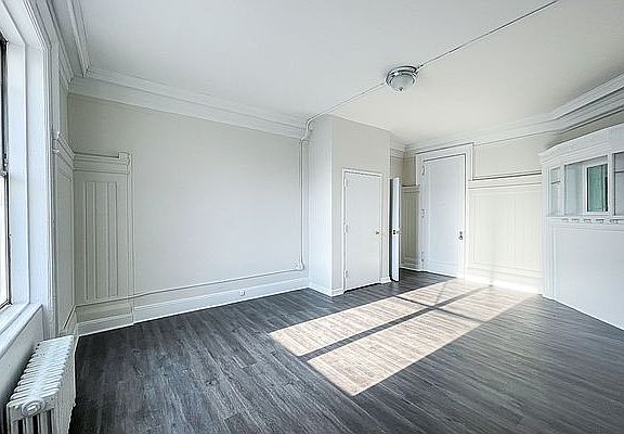 2nd image of 2841 Broadway #9J1