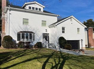 25 Sunshine Ave, Riverside, CT 06878