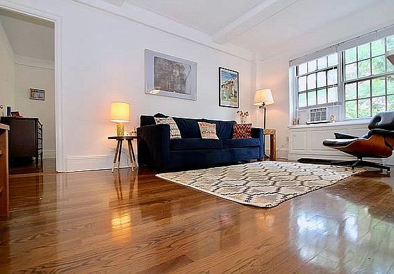 4th image of 115 W 86th St #4E