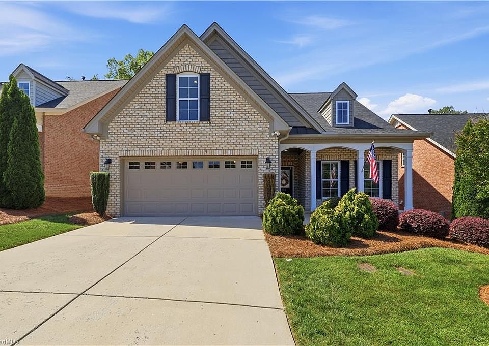 1st image of 901 Kinloch Dr