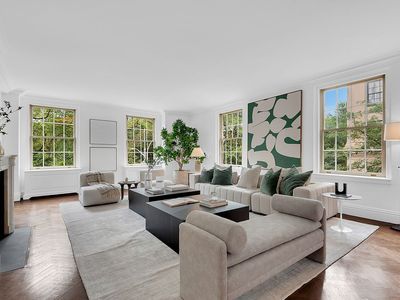 956 5th Ave APT 3A, New York, NY, 10075