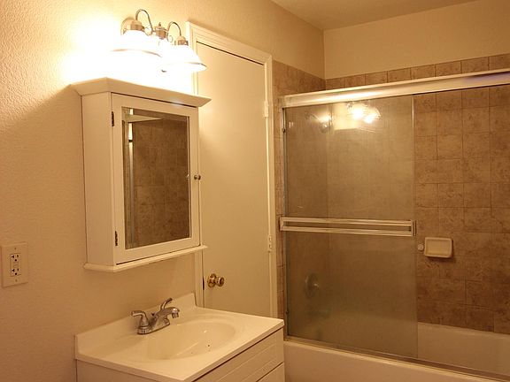 5th image of 1214 Dana Dr APT A