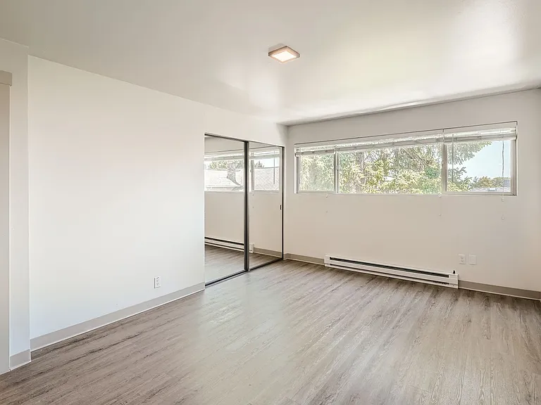 6714 Greenwood Ave N #4 — Photo 17