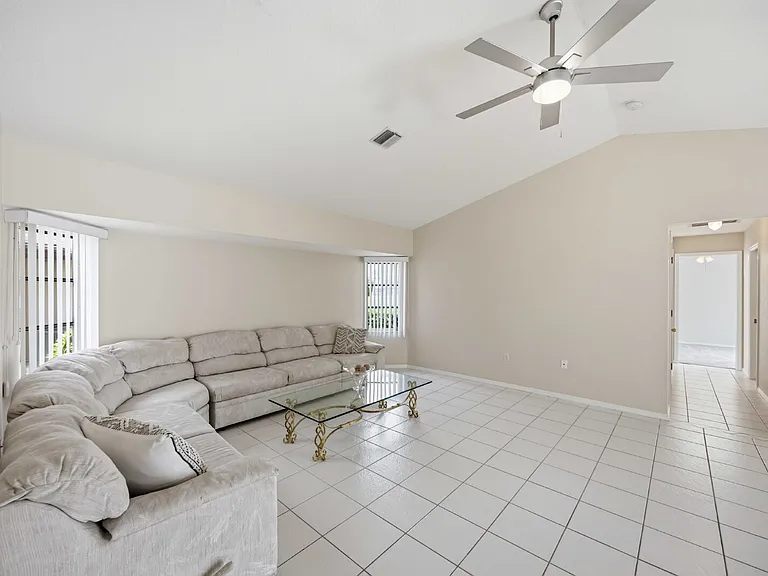 63 Clubhouse Rd — Photo 11