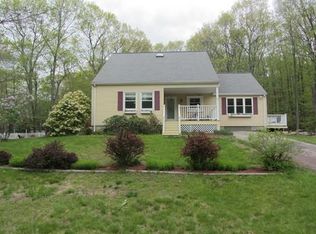 32 Stanley Rd, Medway, MA 02053