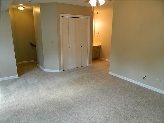 2nd image of 335 Yorkshire Cir