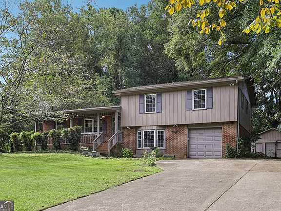 2nd image of 2844 Jordan Woods Dr