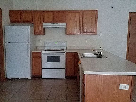 4th image of 1140 Minns Dr
