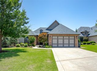 200 Pont Julienn Ct, Edmond, OK 73034